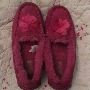 UGG Pink Women’s Slippers Size 9